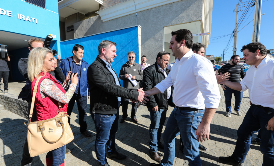 Governador Carlos Massa Ratinho Junior se reúne em Irati com os prefeitos do Centro-Sul do Paraná, e repassa recursos para investimentos em diversos municípios da região. O secretário do Desenvolvimento Urbano e Obras Públicas, João Carlos Ortega, também participa do encontro.  -  Irati, 07/06/2019  -  Foto: Geraldo Bubniak/ANPr