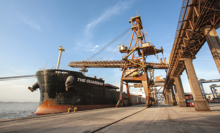 Movimentação Porto de Paranaguá  -  Paranaguá, 10/06/2019  -  Foto: Cláudio Neves/APPA