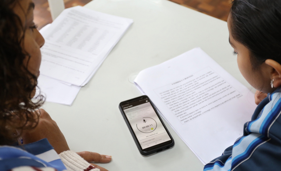 Uma verdadeira força-tarefa foi instalada nesta terça-feira (11) para a realização da segunda edição da Prova Paraná, avaliação diagnóstica desenvolvida pela Secretaria de Estado da Educação e do Esporte que é aplicada hoje em todas as escolas da rede estadual e nas escolas municipais de 398 cidades. Foto: José Fernando Ogura/ANPr