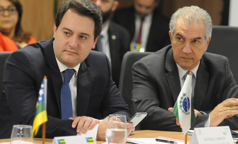 O governador Carlos Massa Ratinho Junior cumpriu agenda em Brasília (DF) nesta terça-feira (11) e participou de diversas reuniões e encontros. Pela manhã, esteve na quinta reunião do Fórum de Governadores.  -  Curitiba, 11/06/2019  -  Fotos: Paulo H. Carvalho / Agencia Brasilia.