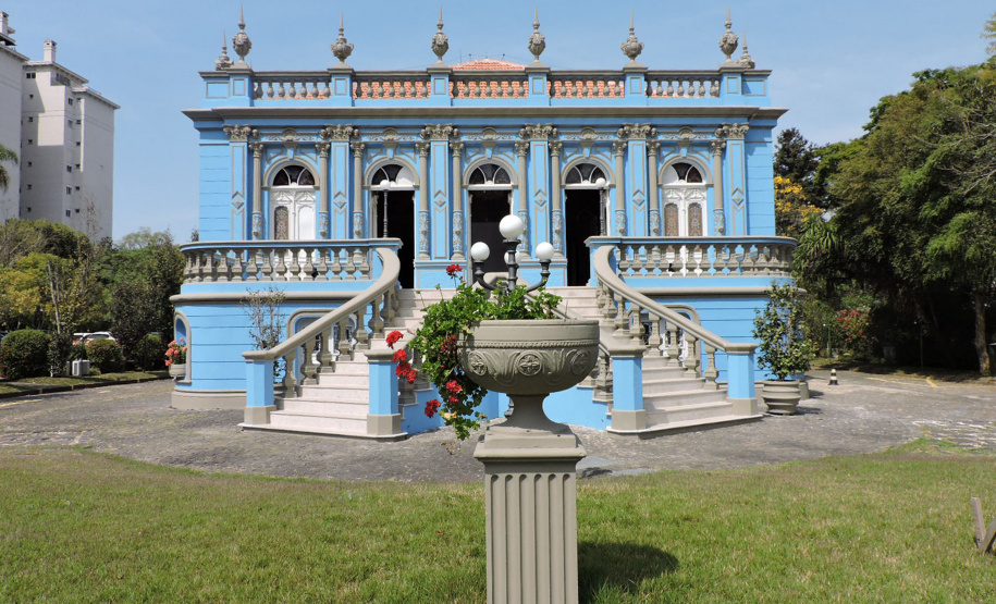 Palacete dos Leões é tema e palco de nova exposição do Projeto Arquivo