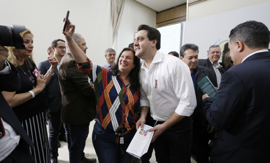 Governador Carlos Massa Ratinho Junior participa do seminário  do programa Investe Turismo, em Foz do Iguaçu. Foto: Arnaldo Alves/ANPr