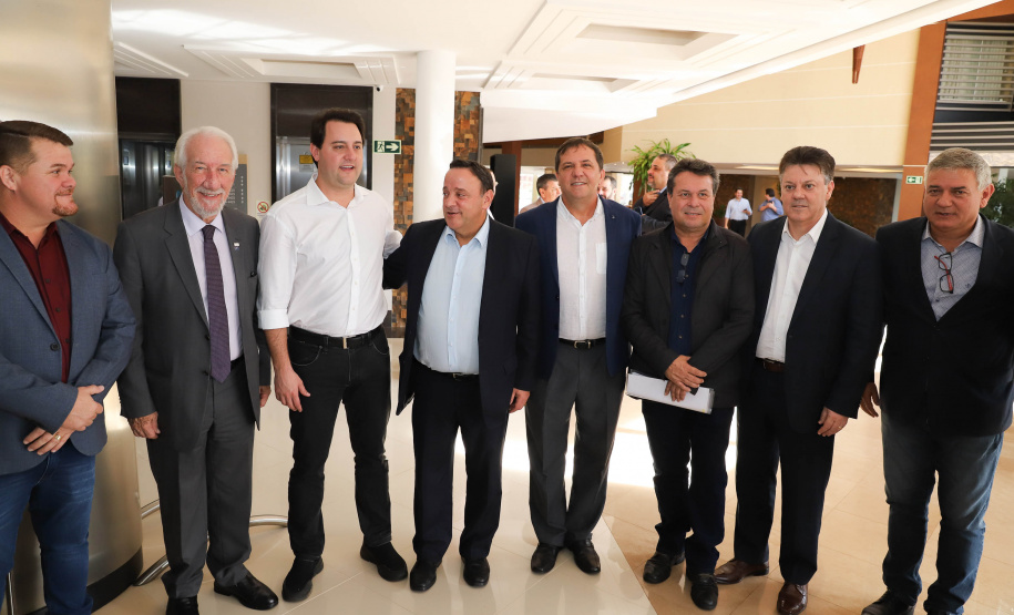 Governador Carlos Massa Ratinho Junior participa do seminário  do programa Investe Turismo, em Foz do Iguaçu. Foto: Rodrigo Felix Leal/ANPr