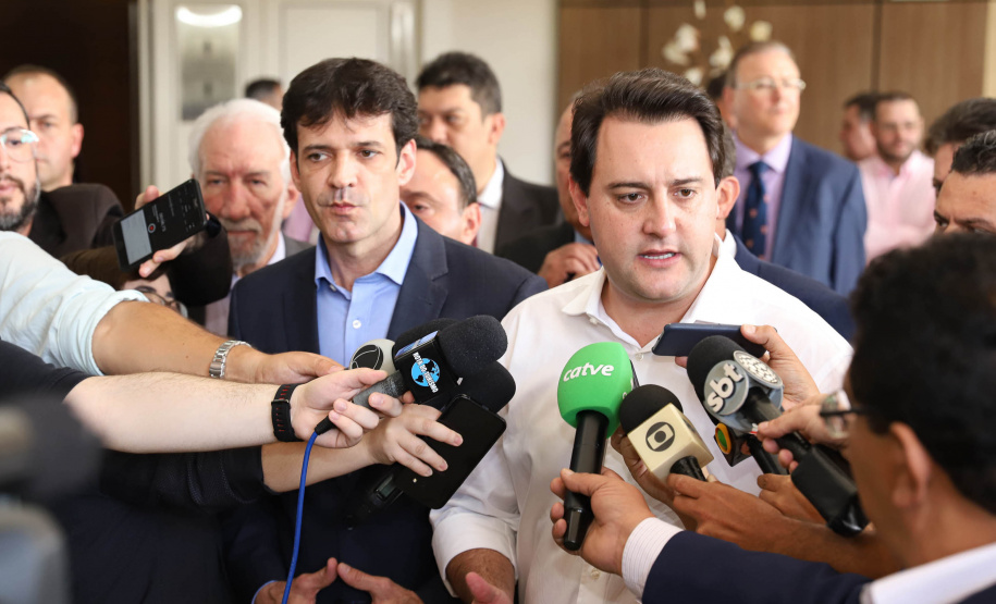 Governador Carlos Massa Ratinho Junior participa do seminário  do programa Investe Turismo, em Foz do Iguaçu. Foto: Rodrigo Felix Leal/ANPr