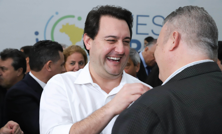 Governador Carlos Massa Ratinho Junior participa do seminário  do programa Investe Turismo, em Foz do Iguaçu. Foto: Rodrigo Felix Leal/ANPr