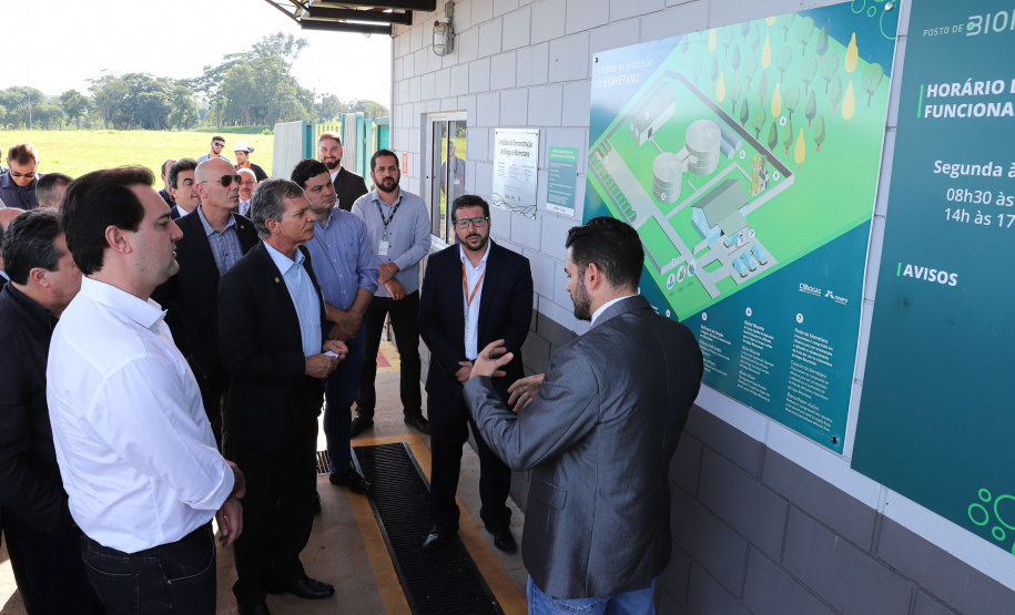 Governador carlos Massa Ratinho Junior durante encontro com o diretor - geral brasileiro da Itaipu Binacional, general Joaquin Silva e Luna  -  Foz do Iguaçu, 12/06/2019  -  Foto: Rodrigo Félix Leal/ANPr
