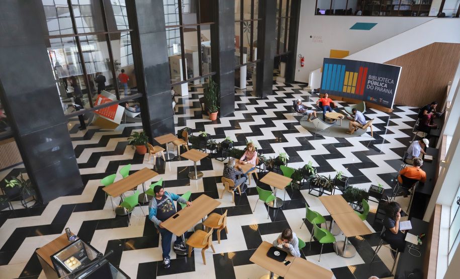 Biblioteca Pública exibe os jogos da Copa do Mundo de Futebol Feminino. Foto: José Fernando Ogura/ANPr