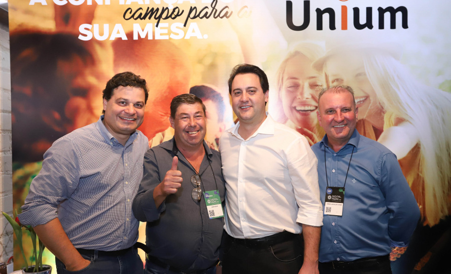 O governador Carlos Massa Ratinho Junior esteve nesta quarta-feira (12) na Digital Agro 2019, em Carambeí, nos Campos Gerais. O evento apresenta e discute as principais novidades tecnológicas para o agronegócio, como a digitalização do campo, automação, robótica, internet das coisas e Big Data. Foto: Rodrigo Felix Leal/ANPr