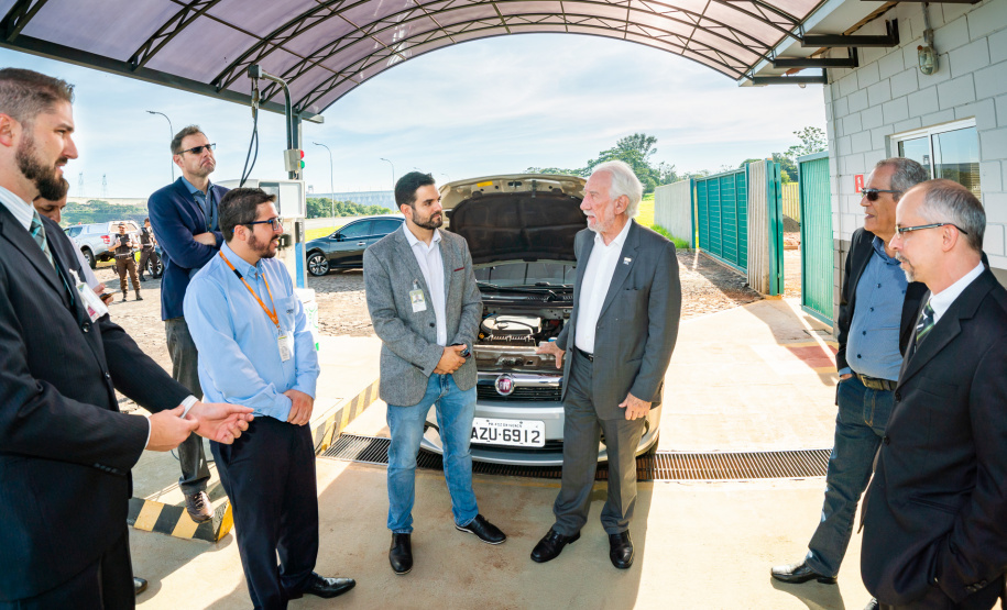 O vice-governador do Paraná Darci Piana, acompanhado do Diretor de Operações do Sebrae, Júlio Agostini e o Vice-presidente da Fecomércio e presidente do Sindilojas, Carlos Rodrigues do Nascimento visitaram a planta de produção de biogás e biometano, administrada pelo CIBiogás e que abastece parte da frota dos veículos da usina hidrelétrica de Itaipu.