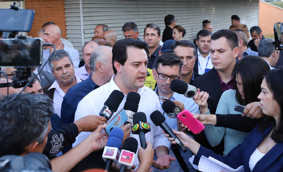 O governador Carlos Massa Ratinho Junior anunciou nesta quinta-feira (13) o investimento de 26.963.670,76 para benefícios à população de São José dos Pinhais, na Região Metropolitana de Curitiba.  -  São José dos Pinhais, 13/06/2019  -  Foto: Rodrigo Félix Leal/ANPr