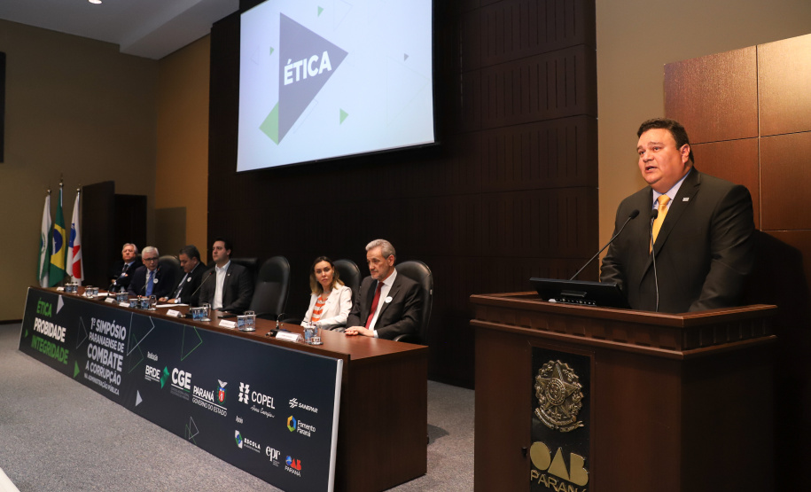 Governador Carlos Massa Ratinho Junior participa da abertura do I Simpósio Paranaense de Combate à Corrupção na Administração Pública. Na foto, o secretário da Controladoria Geral do Estado, Raul Siqueira - Curitiba, 13/06/2019 - Foto: Rodrigo Félix Leal/ANPr