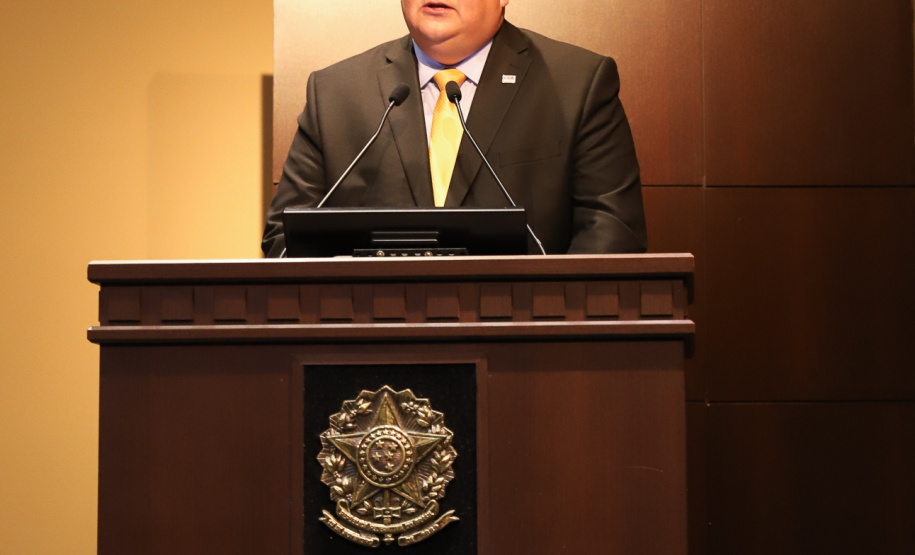 Governador Carlos Massa Ratinho Junior participa da abertura do I Simpósio Paranaense de Combate à Corrupção na Administração Pública. Na foto, o secretário da Controladoria Geral do Estado, Raul Siqueira - Curitiba, 13/06/2019 - Foto: Rodrigo Félix Leal/ANPr