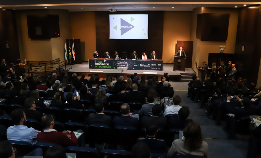 Governador Carlos Massa Ratinho Junior participa da abertura do I Simpósio Paranaense de Combate à Corrupção na Administração Pública - Curitiba, 13/06/2019 - Foto: Rodrigo Félix Leal/ANPr