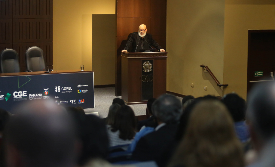 Governador Carlos Massa Ratinho Junior participa da abertura do I Simpósio Paranaense de Combate à Corrupção na Administração Pública. Na foto, o filósofo e escritor, Luiz Felipe Pondé - Curitiba, 13/06/2019 - Foto: Jaelson Lucas/ANPr