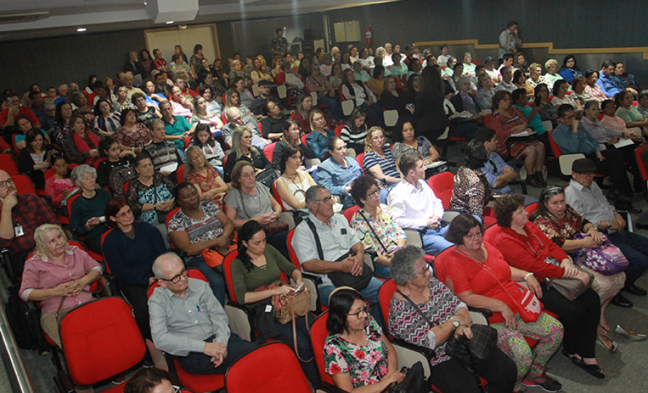 Sensibilizar a sociedade para o combate à violência contra pessoas idosas e pensar políticas públicas de promoção e proteção da pessoa idosa foram temas de um seminário em alusão ao 15 de Junho, Dia Mundial da Conscientização da Violência Contra a Pessoa Idosa
