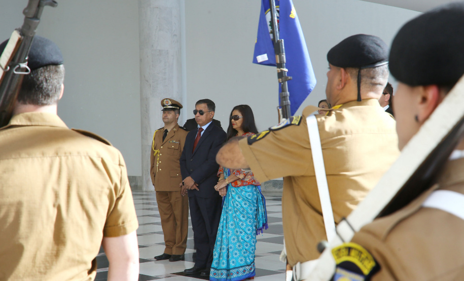 Governador Carlos Massa Ratinho Jr recebe visita do embaixador de Bangladesh Zulfiqar Rahman. - Curitiba,17/06/2019 Foto:Jaelson Lucas / ANPr