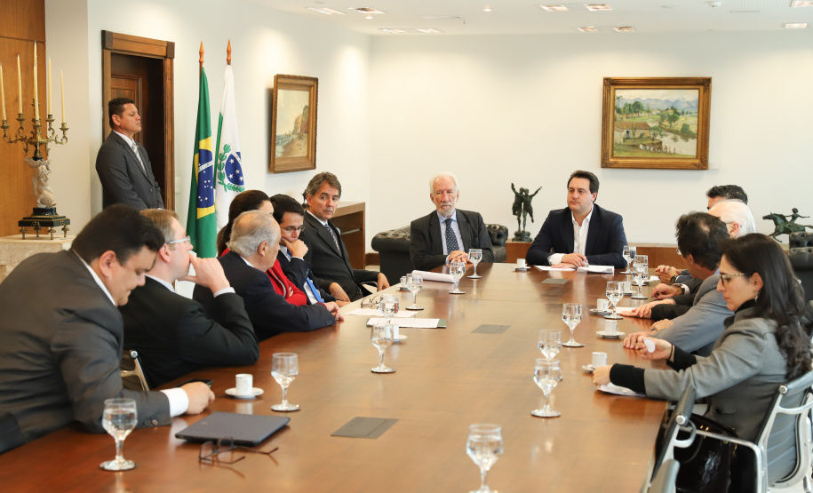 A instalação do Tribunal Regional Federal no Paraná (TRF), com sede em Curitiba, pode acelerar a tramitação de processos e facilitar o acesso da população à Justiça