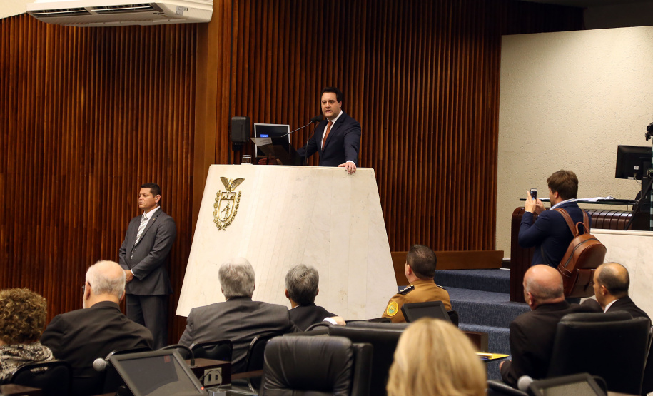 Comemoração de 100 de Convenção Batista na Assembléia Legislativa do Paraná, com homenagem do Governador Carlos Massa Ratinho JuniorFoto Gilson Abreu
