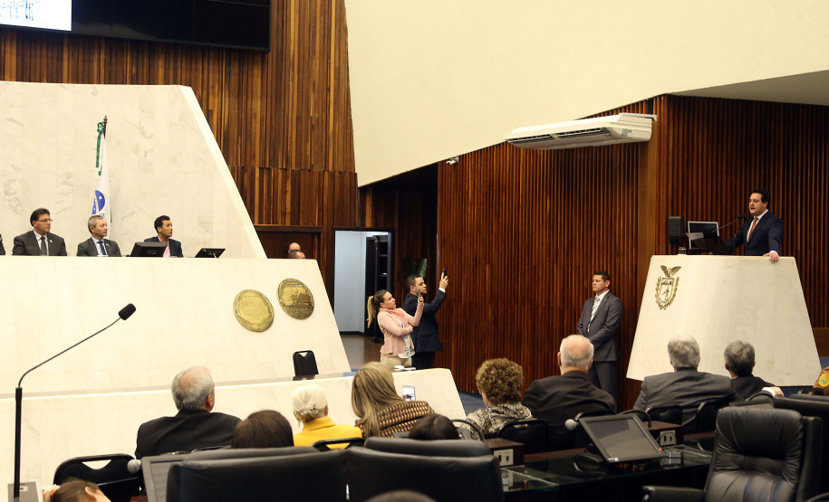 Comemoração de 100 de Convenção Batista na Assembléia Legislativa do Paraná, com homenagem do Governador Carlos Massa Ratinho JuniorFoto Gilson Abreu