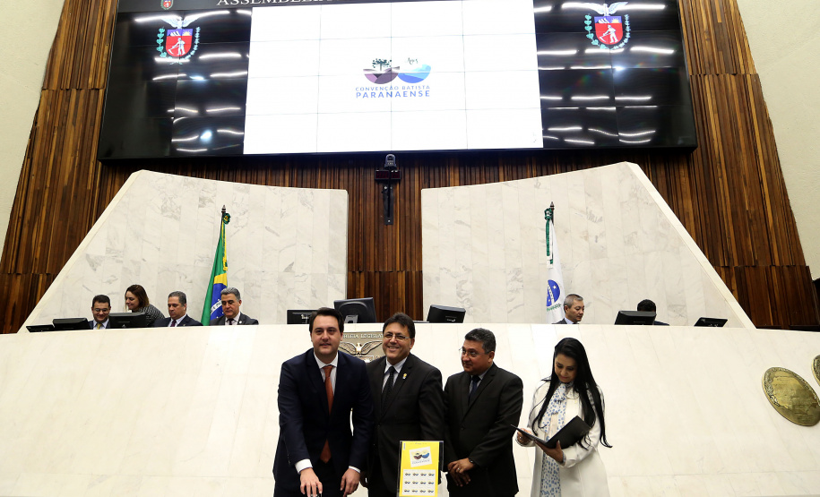 Comemoração de 100 de Convenção Batista na Assembléia Legislativa do Paraná, com homenagem do Governador Carlos Massa Ratinho JuniorFoto Gilson Abreu