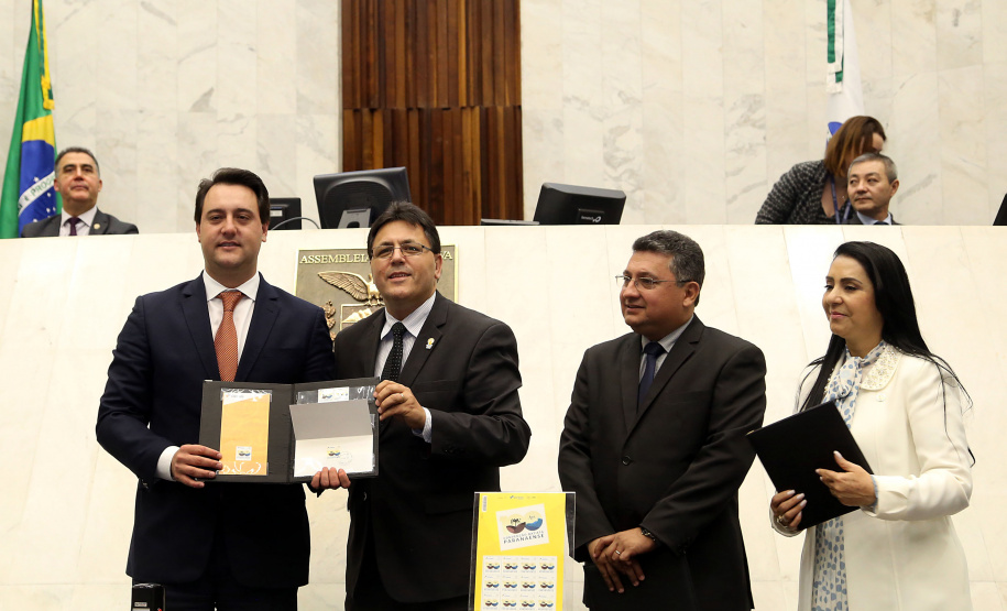 Comemoração de 100 de Convenção Batista na Assembléia Legislativa do Paraná, com homenagem do Governador Carlos Massa Ratinho JuniorFoto Gilson Abreu