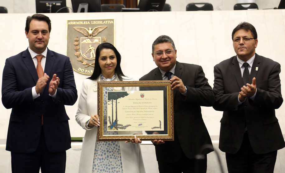 Comemoração de 100 de Convenção Batista na Assembléia Legislativa do Paraná, com homenagem do Governador Carlos Massa Ratinho JuniorFoto Gilson Abreu