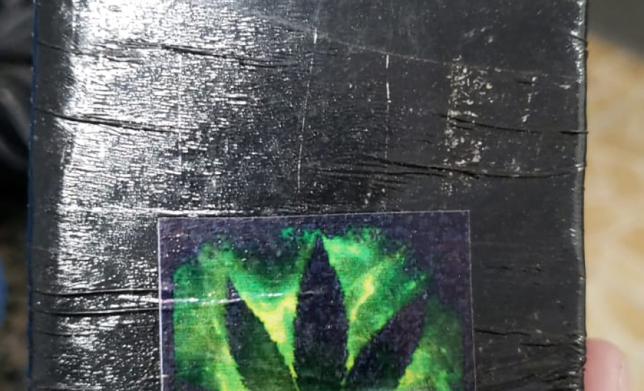 Uma grande operação de inteligência desencadeada pela Polícia Militar, denominada Corpus Christi, prendeu, na manhã desta quarta-feira (19/06), 19 pessoas pertencentes a uma organização criminosa de tráfico de drogas que atuava no Litoral e na Capital  -  Curitiba, 19/06/2019  -  Foto: Divulgação PMPR