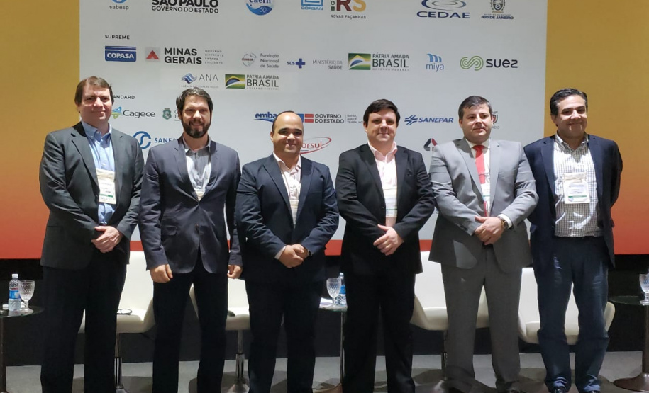 “O modelo de excelência do saneamento no Paraná” foi o tema da palestra magna de encerramento do 30.º Congresso Brasileiro de Engenharia Sanitária e Ambiental (CBESA), apresentada nesta quarta-feira (19), em Natal, pelo diretor-presidente da Sanepar, Claudio Stabile. - Natal, 19/06/2019 - Foto: Divulgação Sanepar