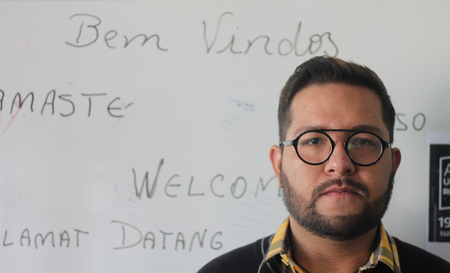 Cresce número de migrantes e refugiados que buscam um recomeço no Paraná. Em 2019, Centro de Informação para Migrantes registrou aumento de 85% nos atendimentos. Na foto, o jornalista venezuelano  Juvenal Martinez,  -  Curitiba, 19/06/2019  -  Foto: Divulgação SEJUF