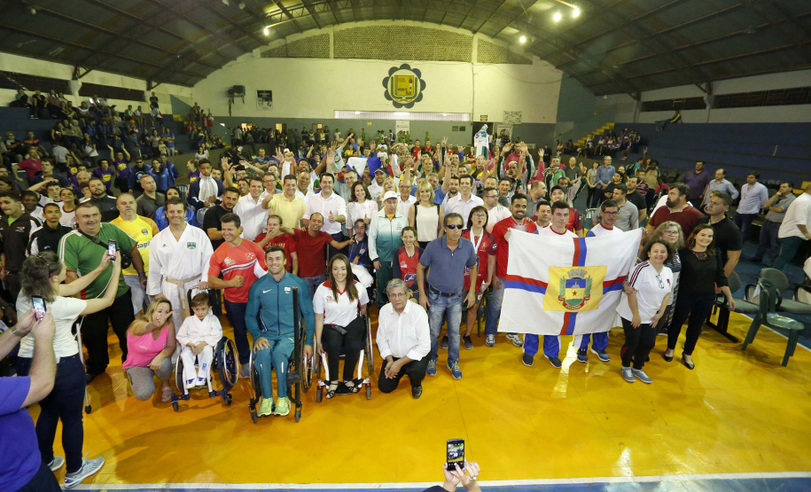 Governador Carlos Massa Ratinho Junior abre oficialmente a oitava edição dos Jogos Paradesportivos do Paraná (Parajaps), em Londrina.  -  Londrina, 20/06/2019  -  Foto: Arnaldo Alves/ANPr