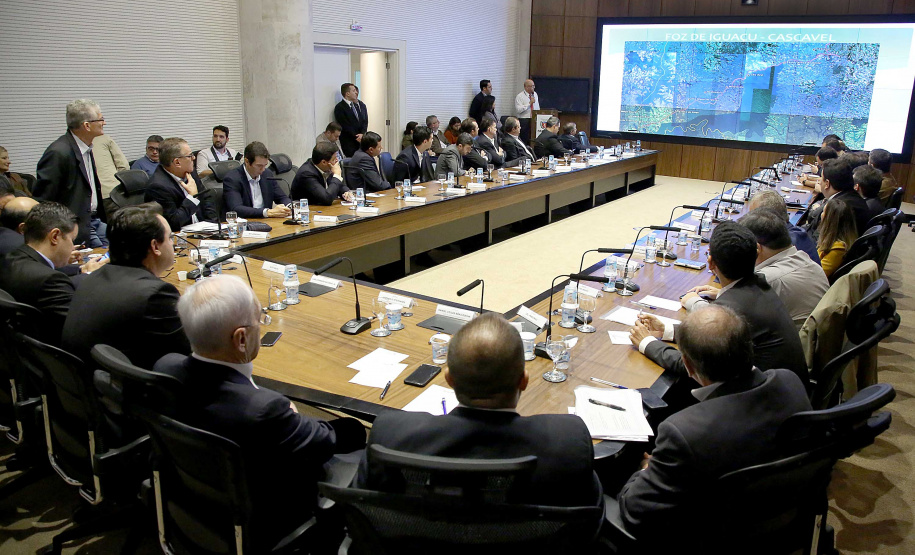 Governador Carlos Massa Ratinho Junior coordena reunião com a equipe de governo.  -  Curitiba, 25/06/2019  -  Foto: Jaelson Lucas/ANPr
