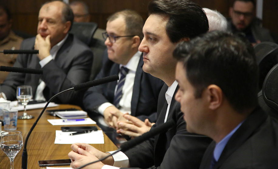 Governador Carlos Massa Ratinho Junior coordena reunião com a equipe de governo.  -  Curitiba, 25/06/2019  -  Foto: Jaelson Lucas/ANPr