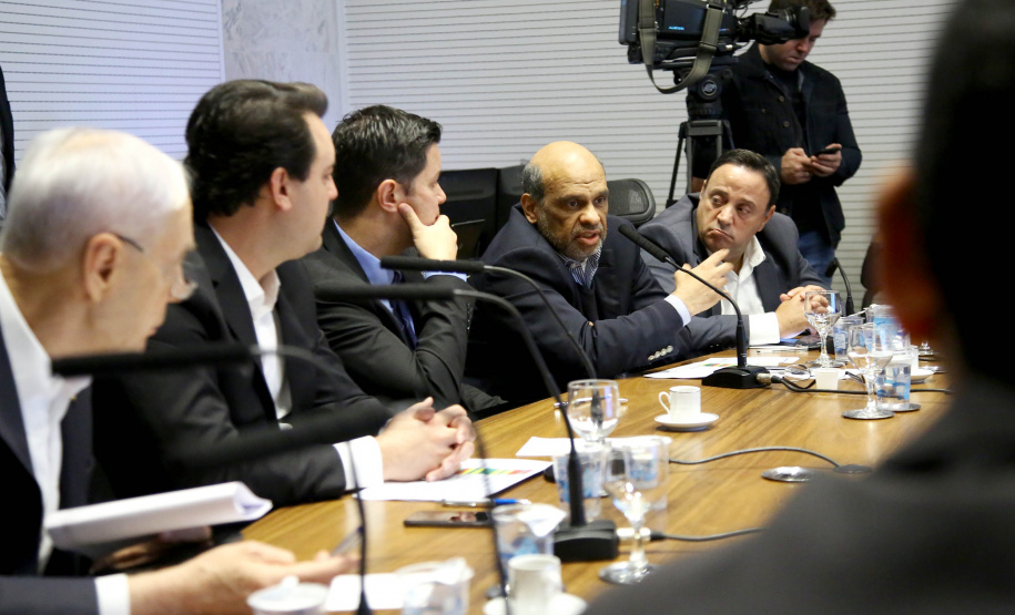 Governador Carlos Massa Ratinho Junior coordena reunião com a equipe de governo.  -  Curitiba, 25/06/2019  -  Foto: Jaelson Lucas/ANPr