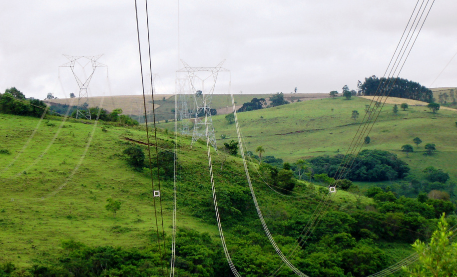 A Copel conclui esta semana a aquisição da Uirapuru Transmissora de Energia, empresa que opera uma linha de transmissão de 525 kV entre Londrina e Ivaiporã, na região central do Paraná. - Curitiba, 26/06/2019 - Foto: Divulgação Copel