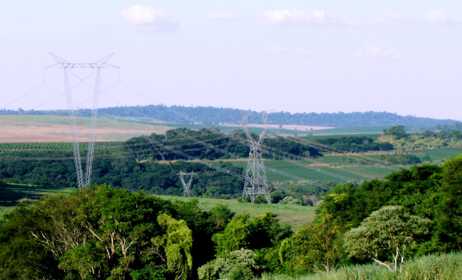 A Copel conclui esta semana a aquisição da Uirapuru Transmissora de Energia, empresa que opera uma linha de transmissão de 525 kV entre Londrina e Ivaiporã, na região central do Paraná. - Curitiba, 26/06/2019 - Foto: Divulgação Copel