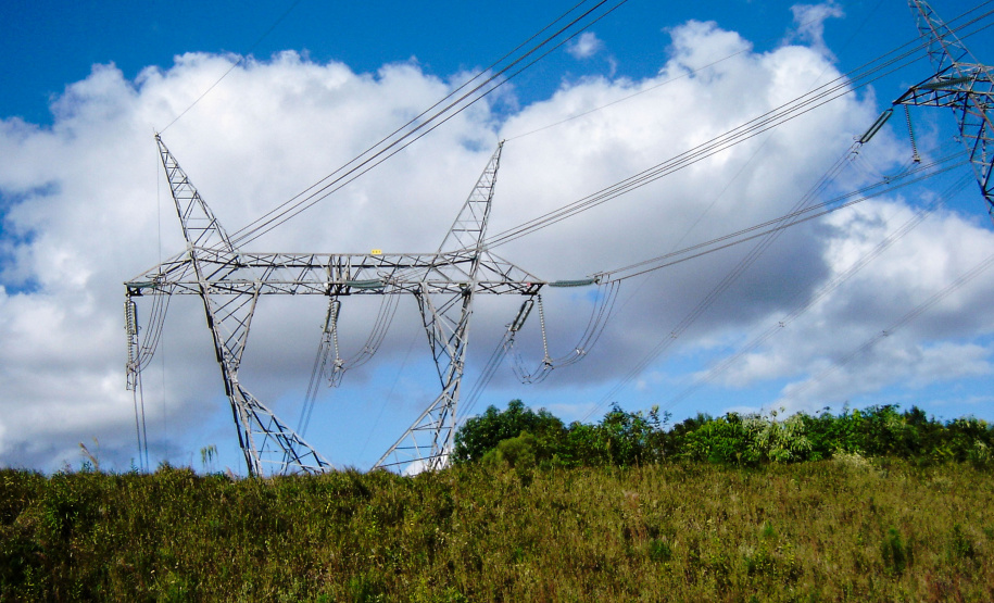 A Copel conclui esta semana a aquisição da Uirapuru Transmissora de Energia, empresa que opera uma linha de transmissão de 525 kV entre Londrina e Ivaiporã, na região central do Paraná. - Curitiba, 26/06/2019 - Foto: Divulgação Copel