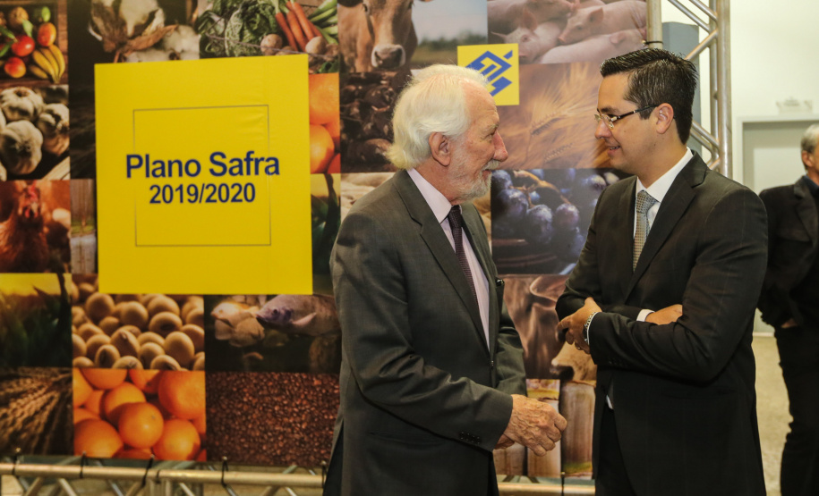 O vice-governador Darci Piana e o secretário estadual da Agricultura e do Abastecimento, Norberto Ortigara, participam nesta quinta-feira (27), em Curitiba, do lançamento do Plano Safra 2019/2020