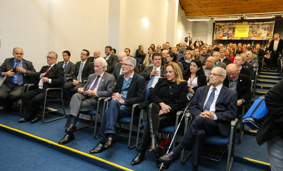 O vice-governador Darci Piana e o secretário estadual da Agricultura e do Abastecimento, Norberto Ortigara, participam nesta quinta-feira (27), em Curitiba, do lançamento do Plano Safra 2019/2020