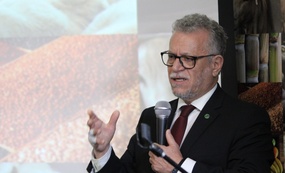 O vice-governador Darci Piana e o secretário estadual da Agricultura e do Abastecimento, Norberto Ortigara, participam nesta quinta-feira (27), em Curitiba, do lançamento do Plano Safra 2019/2020.  -  Curitiba, 27/06/2019  -  Foto: Gisele Barão/Assessoria de Imprensa Seab