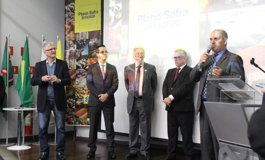 O vice-governador Darci Piana e o secretário estadual da Agricultura e do Abastecimento, Norberto Ortigara, participam nesta quinta-feira (27), em Curitiba, do lançamento do Plano Safra 2019/2020.  -  Curitiba, 27/06/2019  -  Foto: Gisele Barão/Assessoria de Imprensa Seab