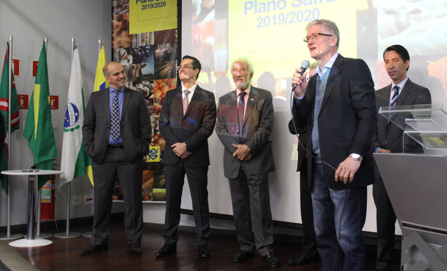 O vice-governador Darci Piana e o secretário estadual da Agricultura e do Abastecimento, Norberto Ortigara, participam nesta quinta-feira (27), em Curitiba, do lançamento do Plano Safra 2019/2020.  -  Curitiba, 27/06/2019  -  Foto: Gisele Barão/Assessoria de Imprensa Seab