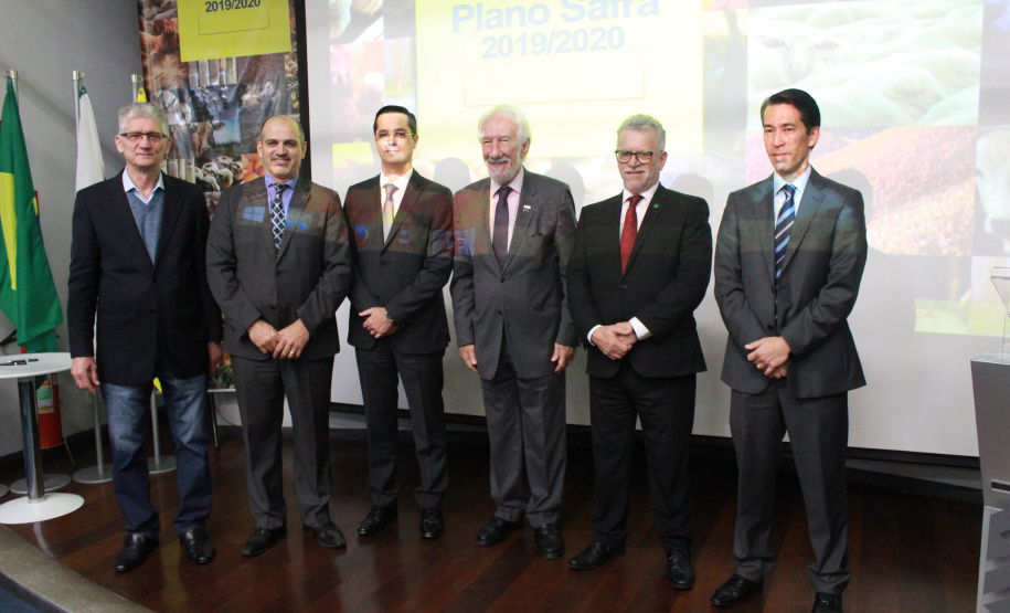 O vice-governador Darci Piana e o secretário estadual da Agricultura e do Abastecimento, Norberto Ortigara, participam nesta quinta-feira (27), em Curitiba, do lançamento do Plano Safra 2019/2020.  -  Curitiba, 27/06/2019  -  Foto: Gisele Barão/Assessoria de Imprensa Seab