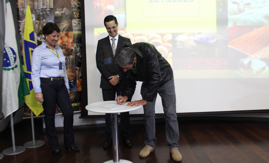 O vice-governador Darci Piana e o secretário estadual da Agricultura e do Abastecimento, Norberto Ortigara, participam nesta quinta-feira (27), em Curitiba, do lançamento do Plano Safra 2019/2020.  -  Curitiba, 27/06/2019  -  Foto: Gisele Barão/Assessoria de Imprensa Seab