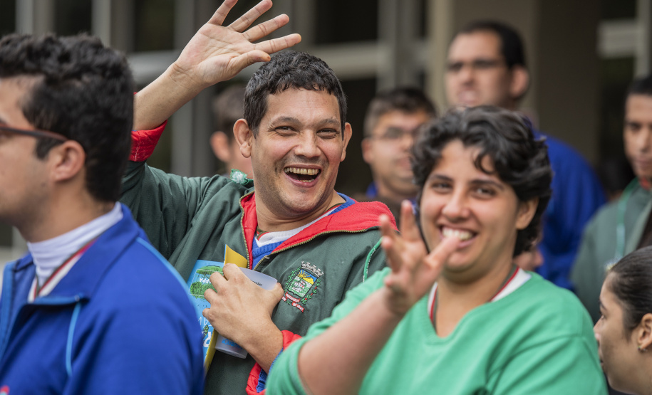 Encerrando as atividades do primeiro semestre do Porto Escola, a equipe da Diretoria de Meio Ambiente da Portos do Paraná recebeu nesta quinta-feira (27) 160 alunos com necessidades especiais da Escola Municipal Eva Cavani, de Paranaguá.  -  Curitiba, 27/06/2019  -  Foto: Cládio Neves/Portos do Paraná