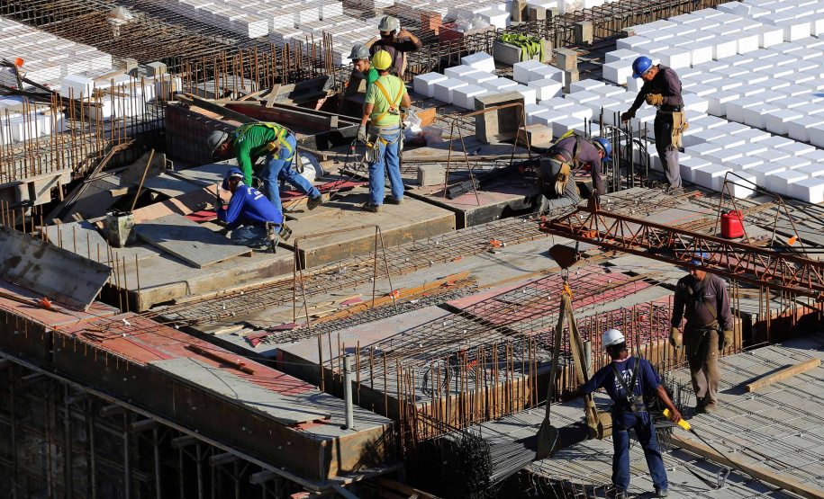 O Paraná manteve a curva de crescimento do emprego e abriu no mês de maio. Foto: Arnaldo Alves/ANPr