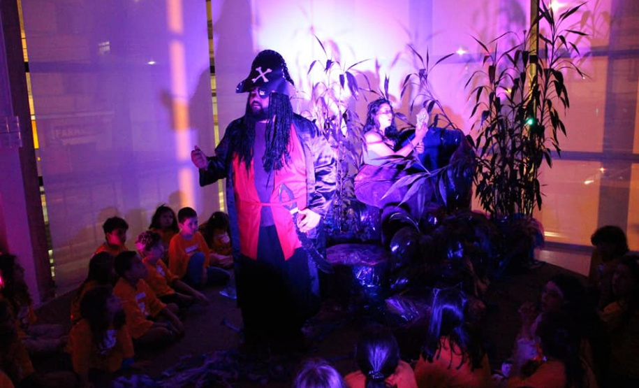 A Biblioteca Pública do Paraná promove no dia 20 de julho a 15ª edição do projeto Uma Noite na Biblioteca - acantonamento para crianças de 7 a 10 anos. A programação começa no fim da tarde de sábado e termina na manhã de domingo  -  Curitiba, 28/06/2019  -  Foto: Divulgação BPP