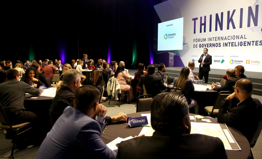 Fórum Internacional de Inovação ThinkinG. Na foto, o presidente da Celepar, Allan Costa  -  Foz do Iguaçu, 28/06/2019  -  Foto: Jaelson Lucas/ANPr