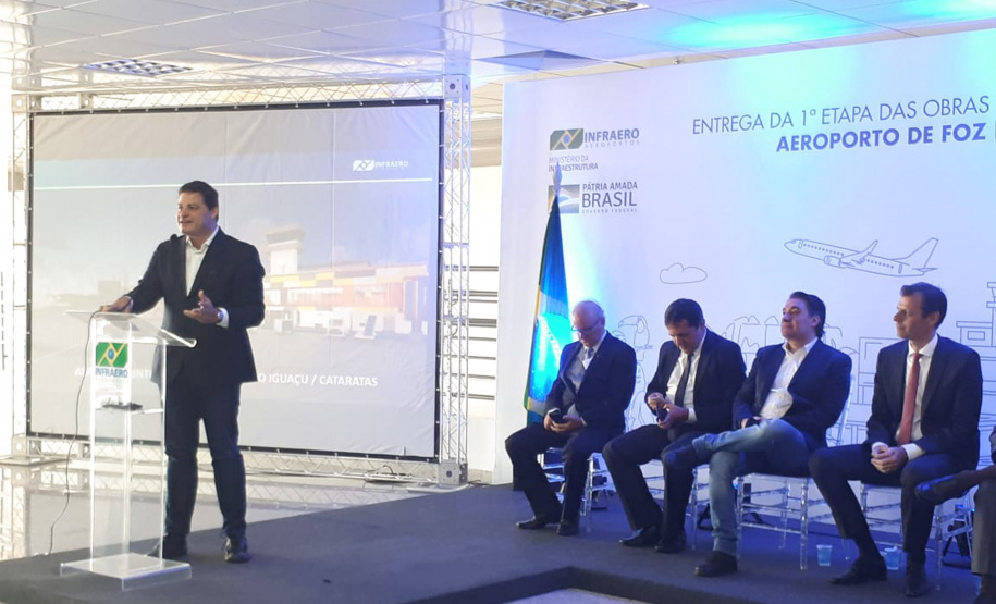 O secretário de Estado de Infraestrutura e Logística, Sandro Alex, participou da inauguração e falou sobre as iniciativas em andamento para melhorar a infraestrutura e reforçar o polo turístico de Foz do Iguaçu.  -  Foz do Iguaçu, 28/06/2019  -  Foto: Divulgação