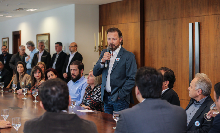 Representante do Senador Flavio Arns, Rafael Bertoldi, nesta terça-feira (02), no Palácio Iguaçu. Curitiba, 02/07/2019 -Foto: Geraldo Bubniak/ANPr