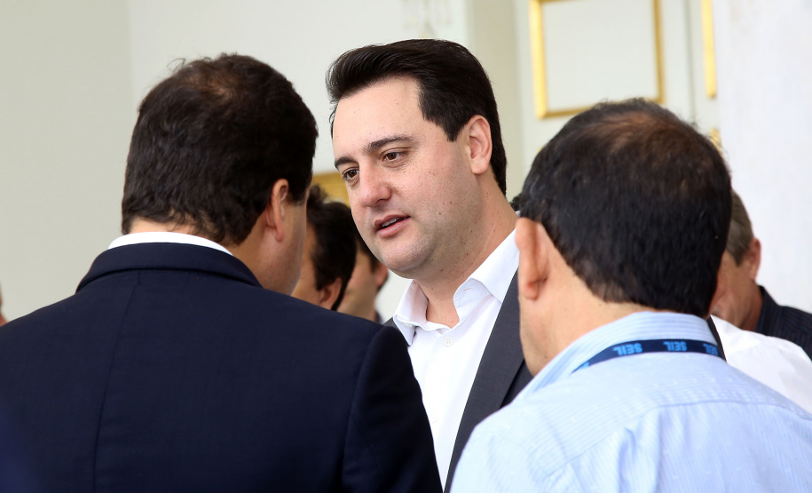 Governador Carlos Massa Ratinho Junior durante reunião com executivos da Klabin - Curitiba, 02/07/2019 - Foto: Jaelson Lucas/ANPr